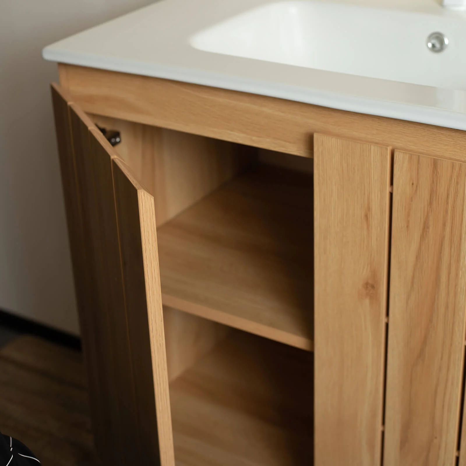36" Freestanding Bathroom Vanity with Natural Wood-Grain Panels - Image 6