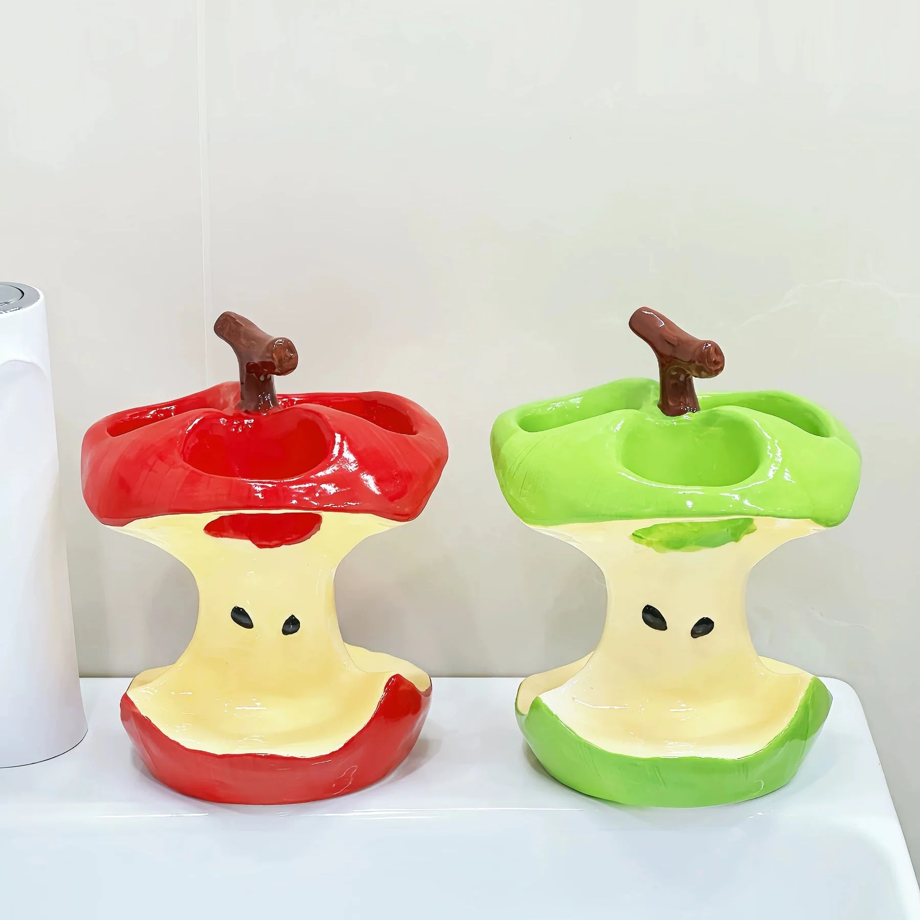 Apple Core Toothbrush Holder for Bathroom Storage - Image 5