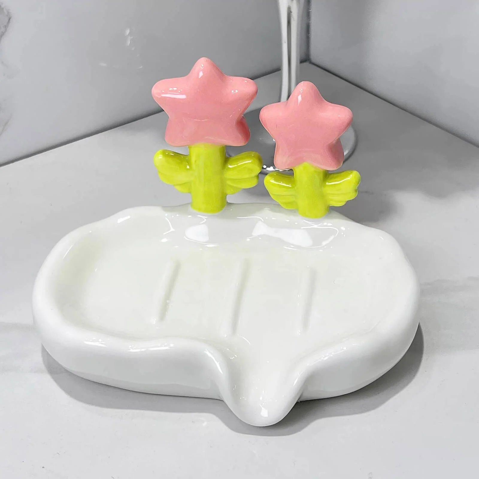 Ceramic Flower Shaped Soaps Dish holder with Self Draining Soap Dish for Shower Bathroom - Image 4