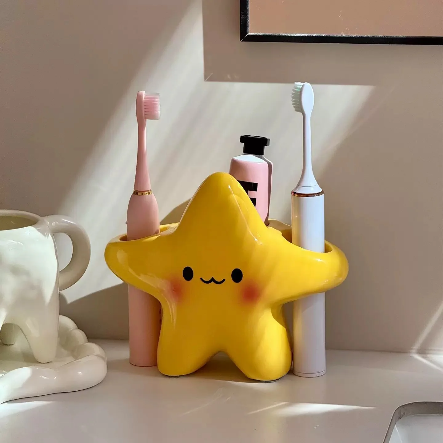 Star Design Ceramic Toothbrush Holder for Bathroom Storage - Image 6