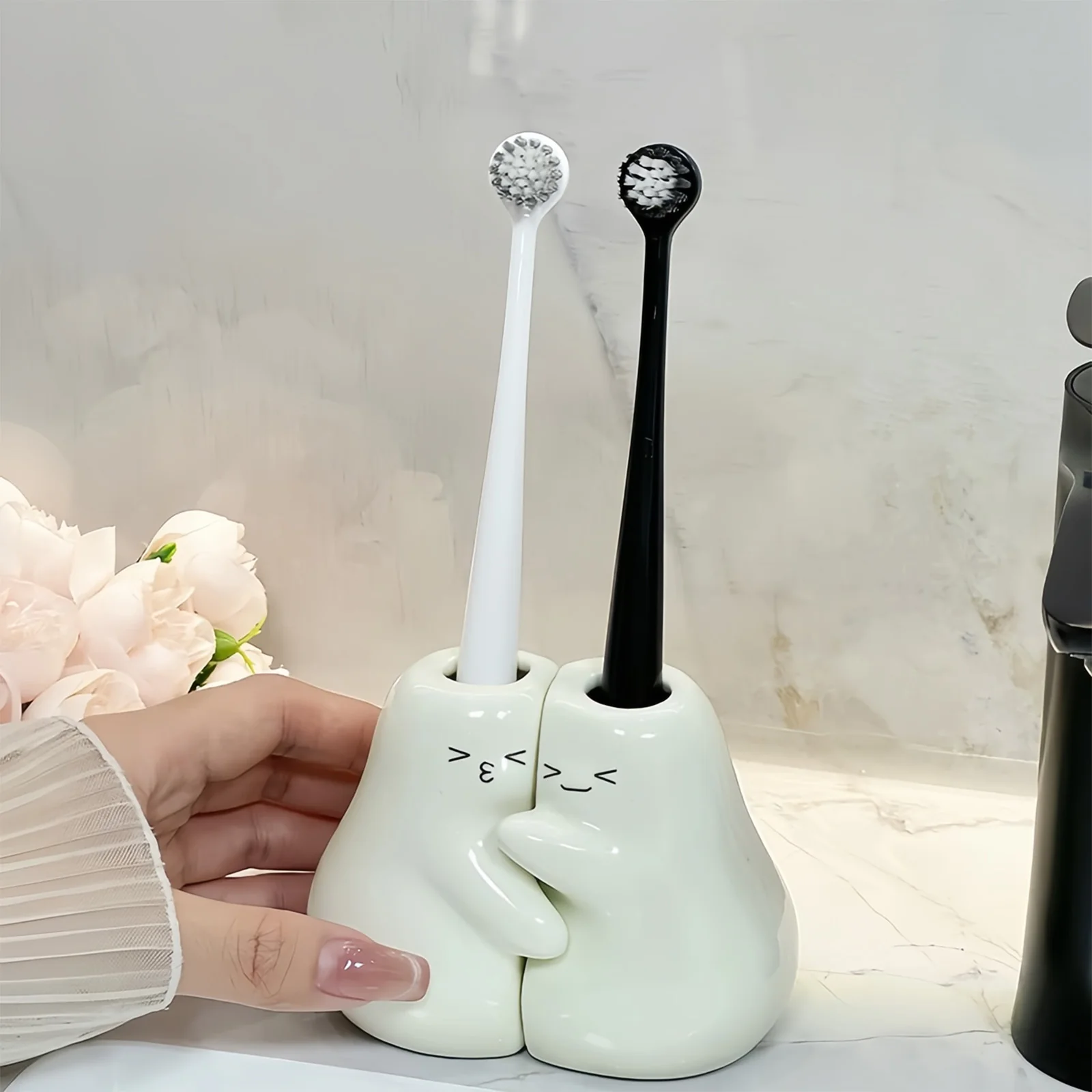 Cute Toothbrush Holder for Sweet Couples - Image 3